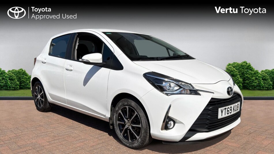Toyota Yaris 1.0 [72] VVT-i Icon Tech 5dr Petrol Hatchback